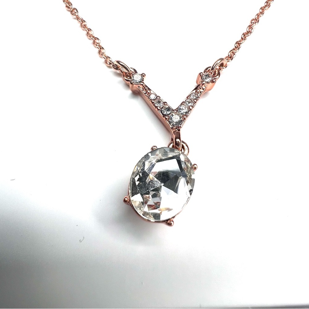 New in Box Nine West Rose Gold Tone and Crystal Necklace